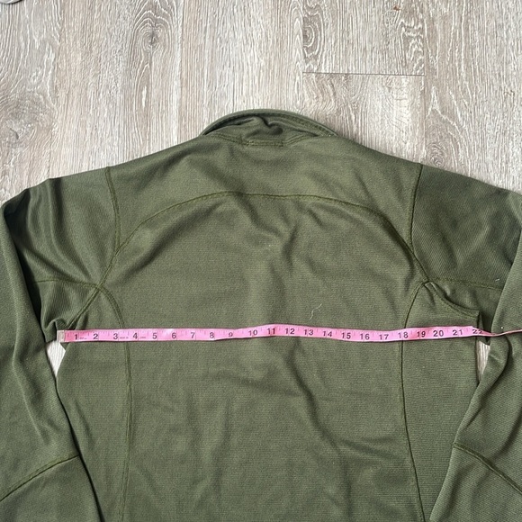 The north face Olive Green Quarter-Zip Pullover sweater  size large - Picture 4 of 5